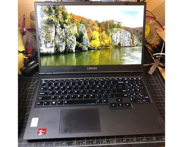 Lenovo Legion 5 15ARH05H 15.6" Gaming Laptop