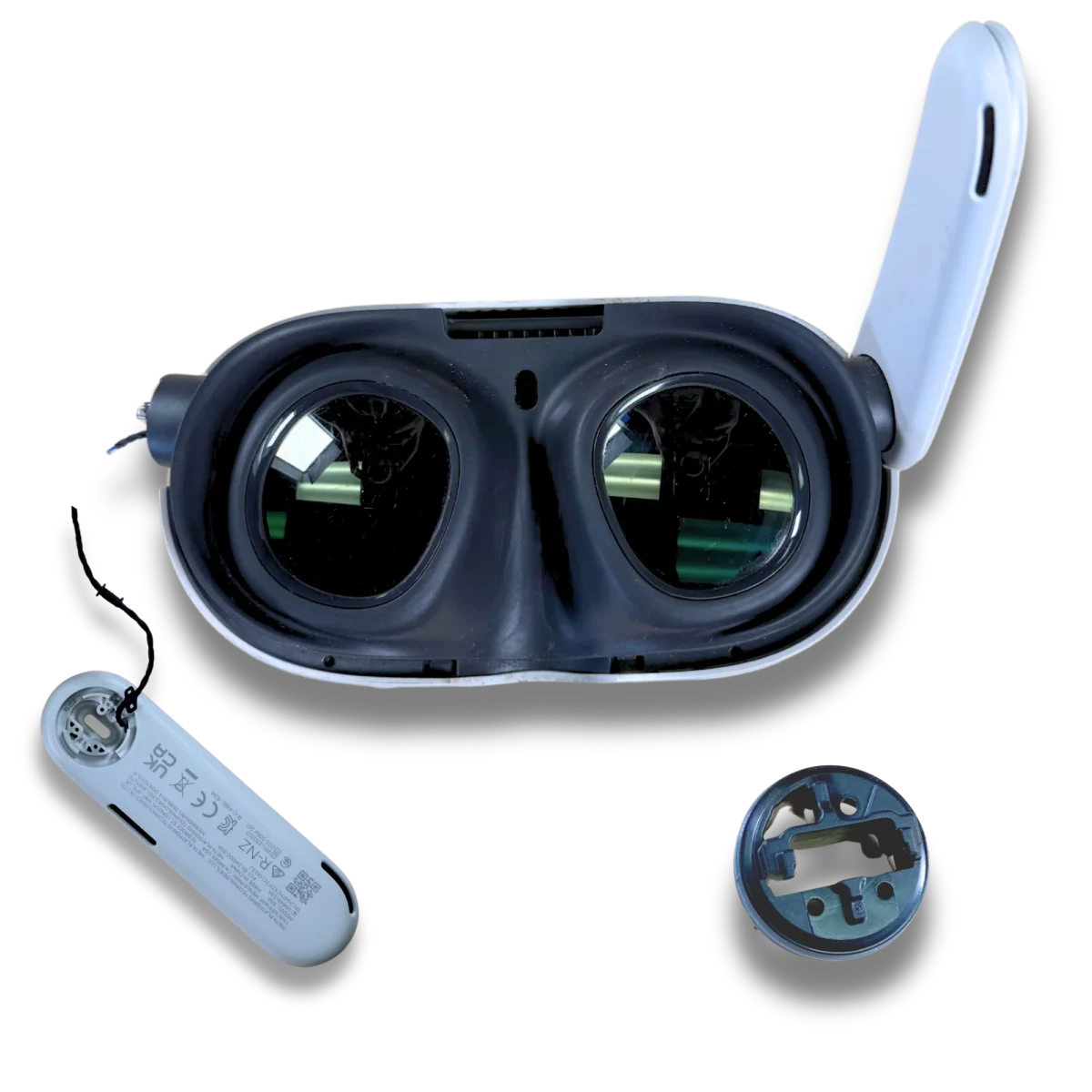 Speaker arm and USB C port cable replacement - Image 1